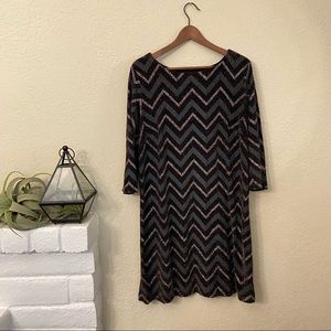 Studio One Black 3/4 sleeve sparkly dress with gold and silver chevron print